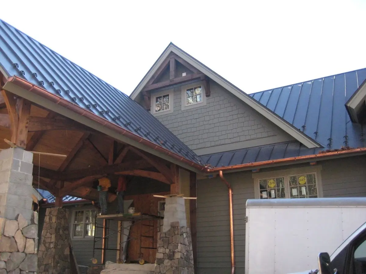 Craftsman Roofing team delivering quality roofing work in Tigard Neighborhood Area 8